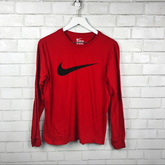 red long sleeve graphic tee